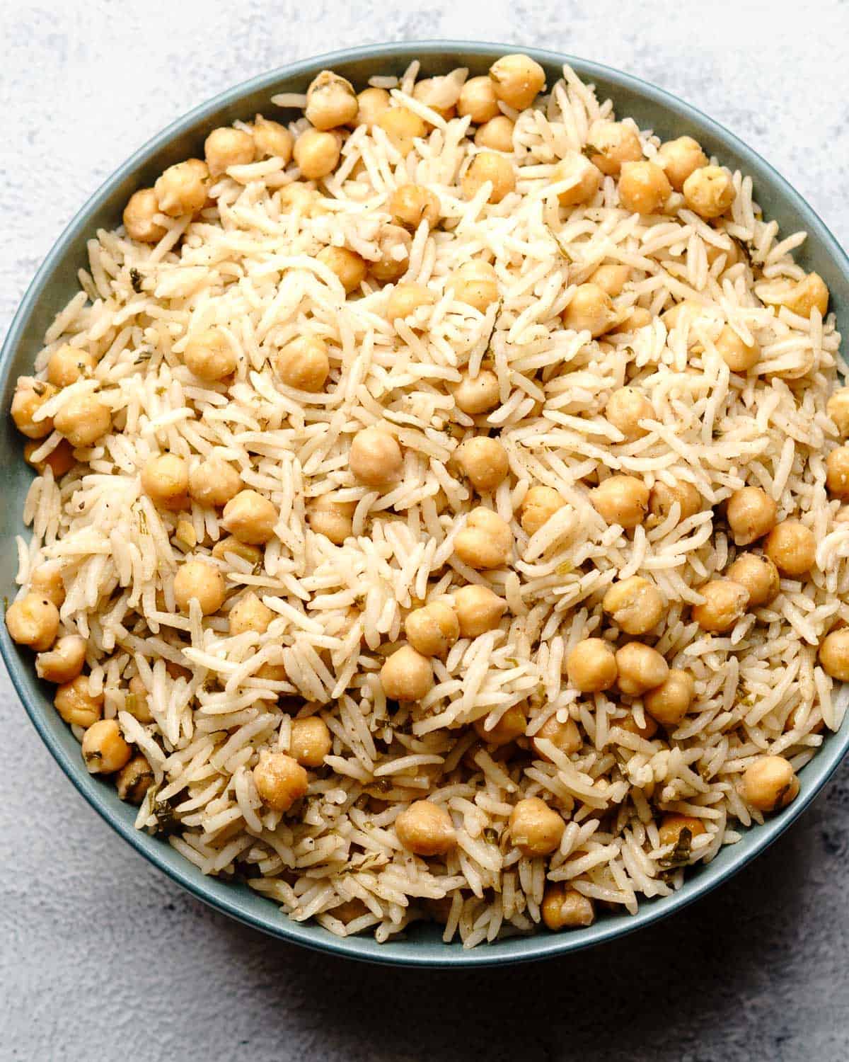 chana pulao served on a plate