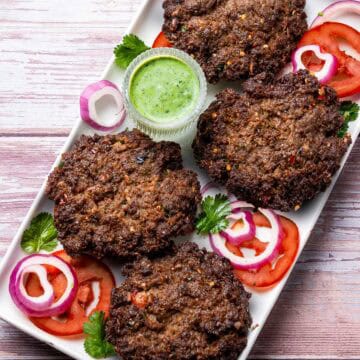 chapli kababs served on a platter