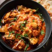 ginger chicken in a deep plate